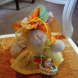 Hoppy VanderHare vintage collectible